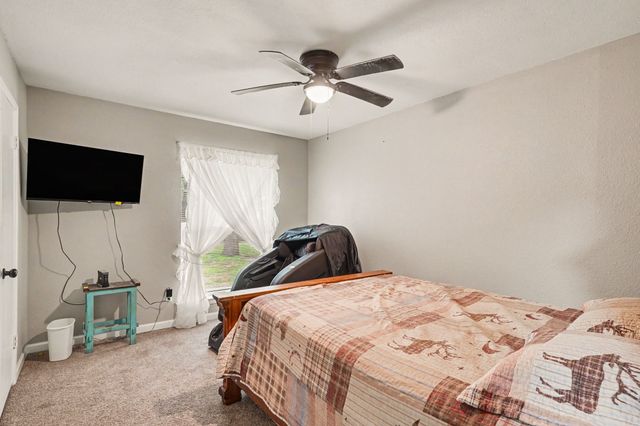 1908 Thousand Oaks Drive, Burleson, TX 76028