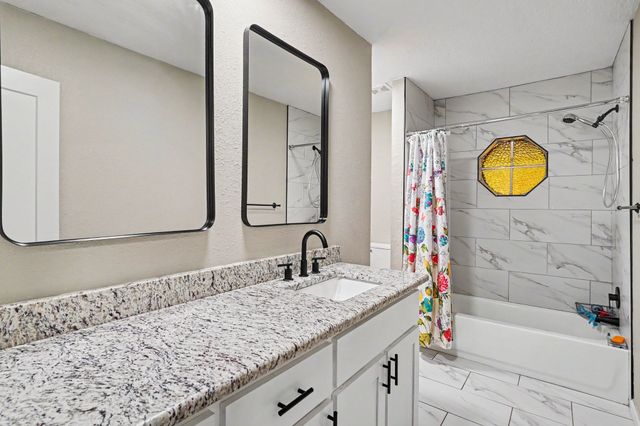 1908 Thousand Oaks Drive, Burleson, TX 76028