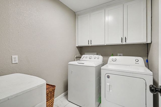 1908 Thousand Oaks Drive, Burleson, TX 76028