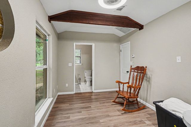 1908 Thousand Oaks Drive, Burleson, TX 76028