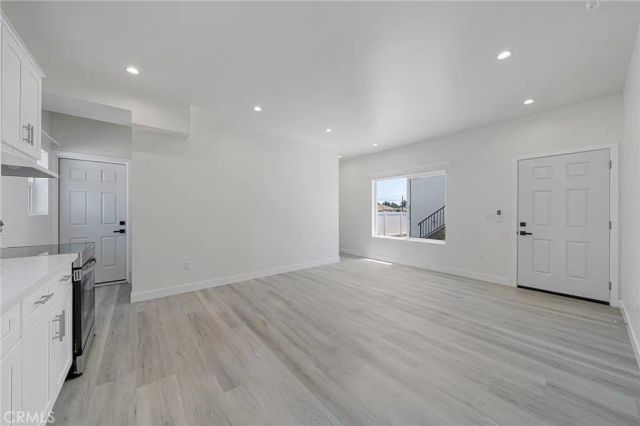 2423 Myrtle Ave, Monrovia, CA 91016