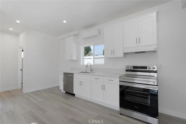 2423 Myrtle Ave, Monrovia, CA 91016