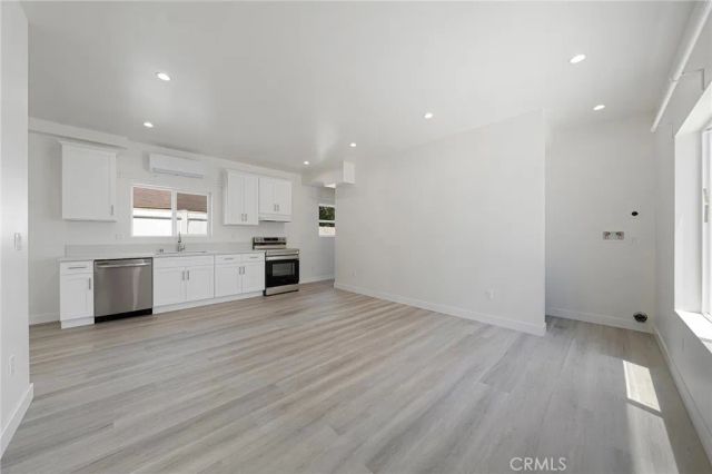 2423 Myrtle Ave, Monrovia, CA 91016