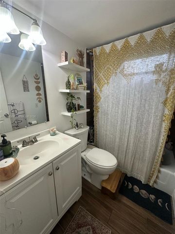 3910 Crystal Lake Dr 201, Deerfield Beach, FL 33064
