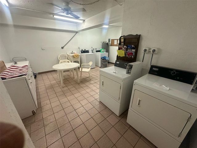 3910 Crystal Lake Dr 201, Deerfield Beach, FL 33064