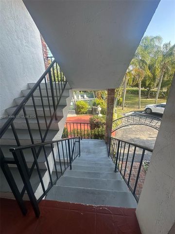 3910 Crystal Lake Dr 201, Deerfield Beach, FL 33064
