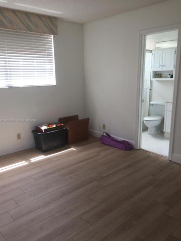 3910 Crystal Lake Dr 201, Deerfield Beach, FL 33064