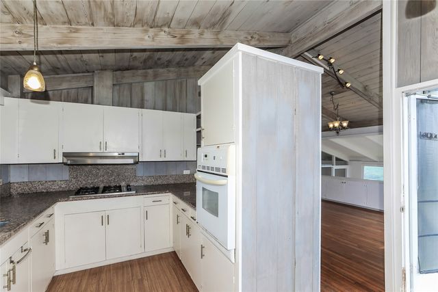 1627 Halekoa Drive, Honolulu, HI 96821