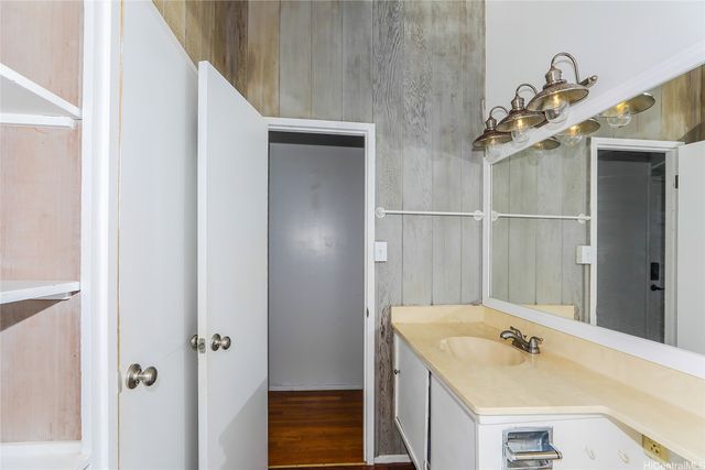 1627 Halekoa Drive, Honolulu, HI 96821