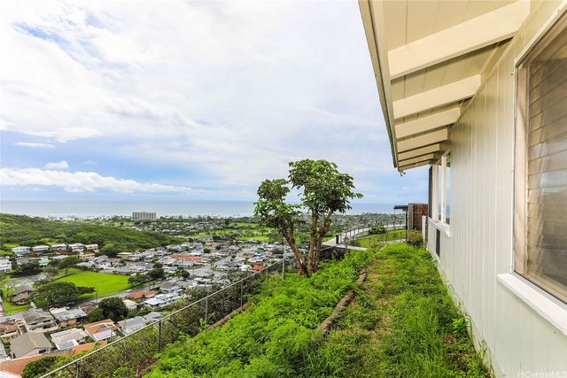 1627 Halekoa Drive, Honolulu, HI 96821