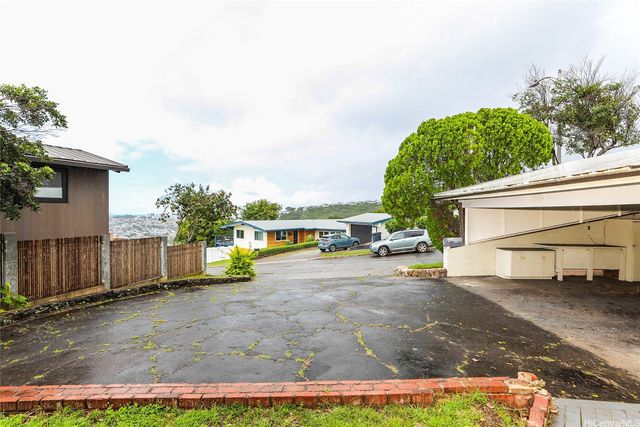 1627 Halekoa Drive, Honolulu, HI 96821