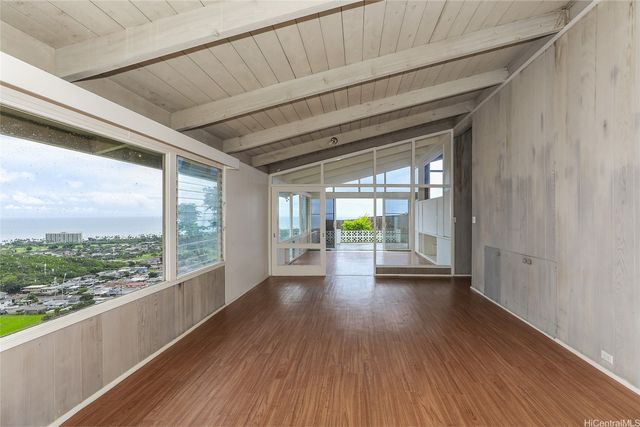 1627 Halekoa Drive, Honolulu, HI 96821