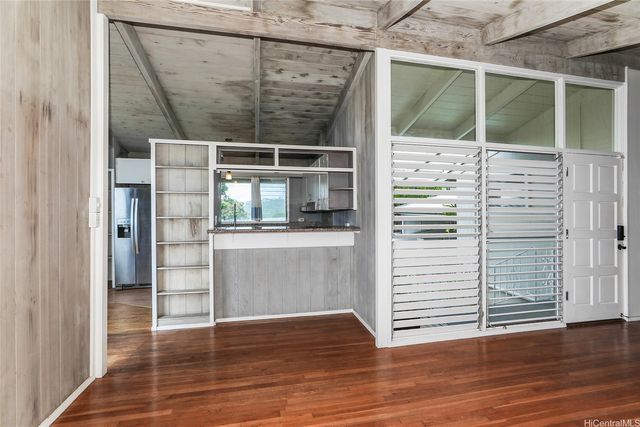 1627 Halekoa Drive, Honolulu, HI 96821