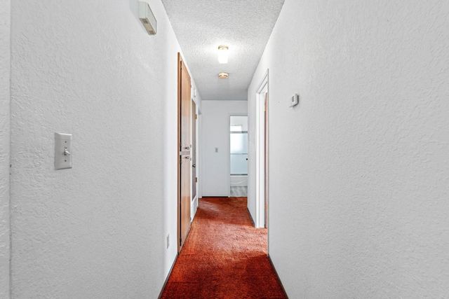 2290 Mission St, Escalon, CA 95320