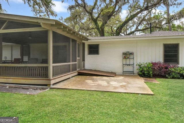 205 Youngwood Drive, St. Simons, GA 31522