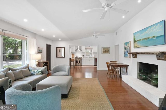 205 Youngwood Drive, St. Simons, GA 31522