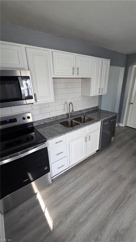 3325 Greenwood DR, Hampton, VA 23666