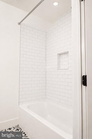 604 17TH ST NE, Washington, DC 20002
