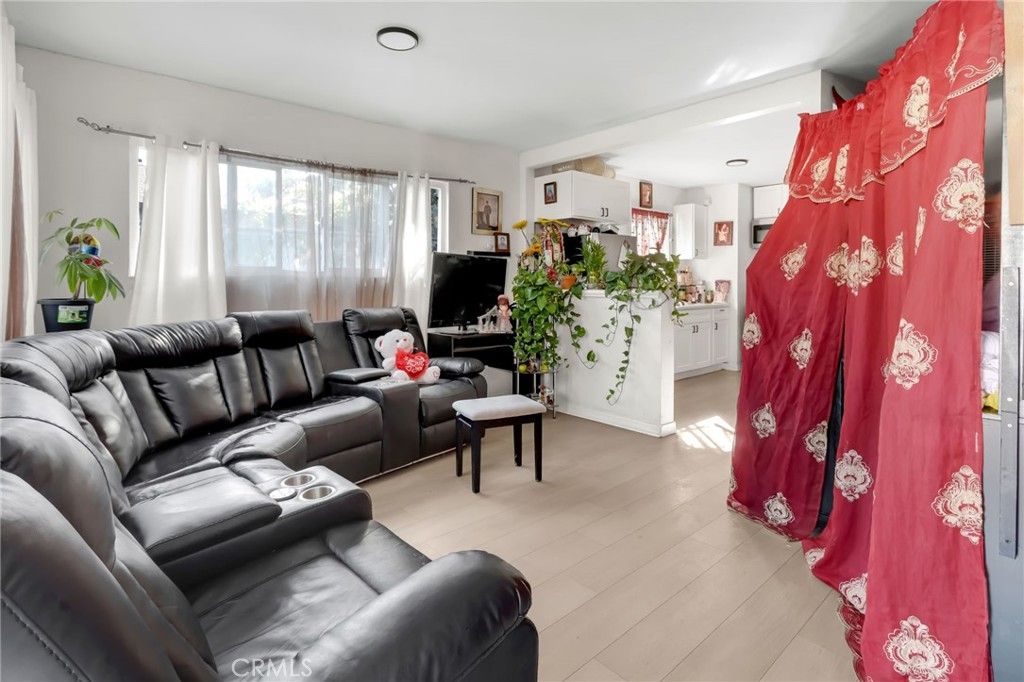2110 E Hatchway, Compton, CA 90222 — photo 5
