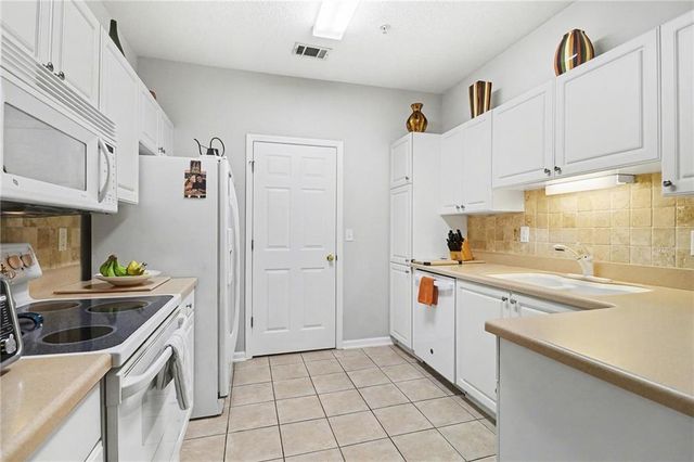 7116 Woodland Lane, Alpharetta, GA 30009