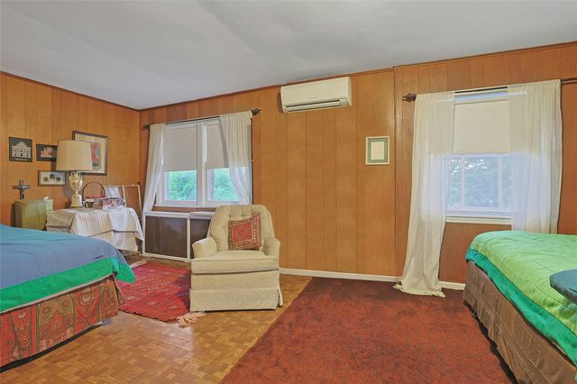 7 Southminster Drive, White Plains, NY 10604