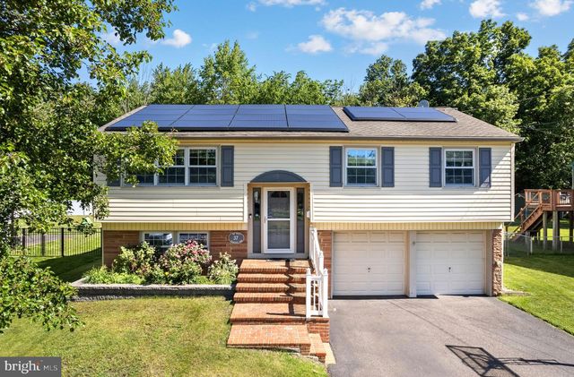 37 BLANCHARD RD, Marlton, NJ 08053