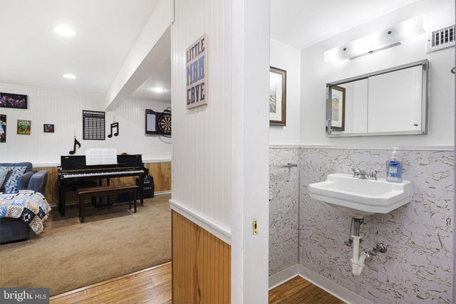 37 BLANCHARD RD, Marlton, NJ 08053