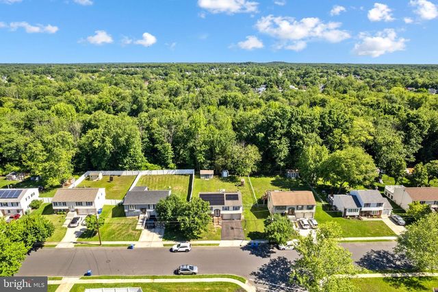 37 BLANCHARD RD, Marlton, NJ 08053