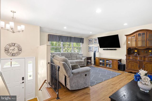 37 BLANCHARD RD, Marlton, NJ 08053