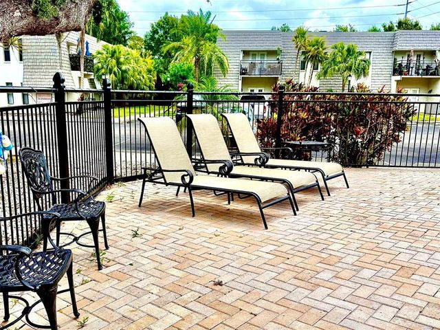 720 LYNDHURST STREET 1104, Dunedin, FL 34698