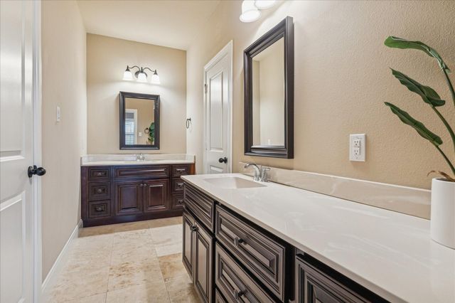 11002 Upland Forest Drive, Houston, TX 77043