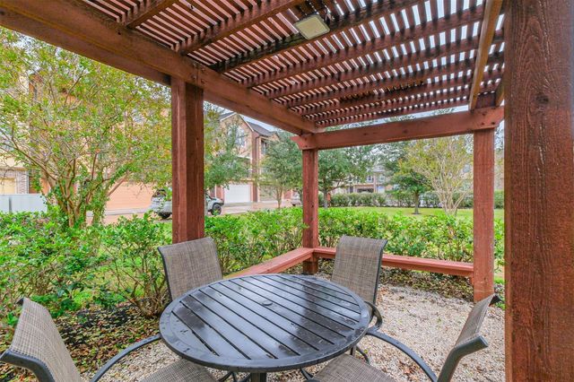 11002 Upland Forest Drive, Houston, TX 77043