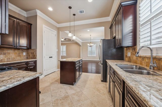 11002 Upland Forest Drive, Houston, TX 77043