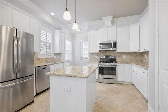 11002 Upland Forest Drive, Houston, TX 77043