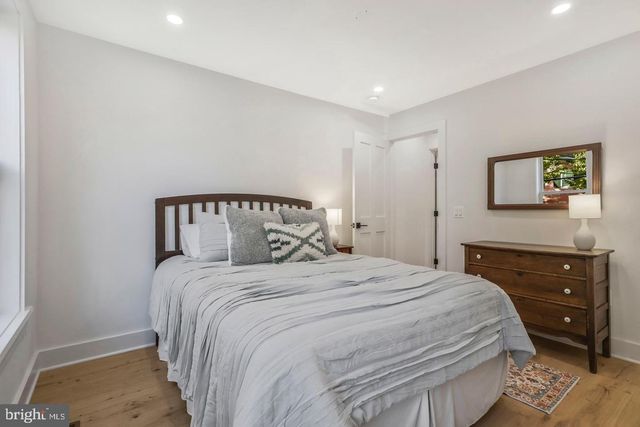 1014 QUEEN ST, Alexandria, VA 22314