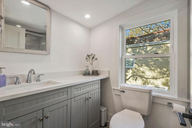 1014 QUEEN ST, Alexandria, VA 22314