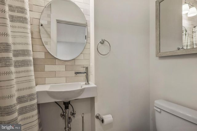 1014 QUEEN ST, Alexandria, VA 22314