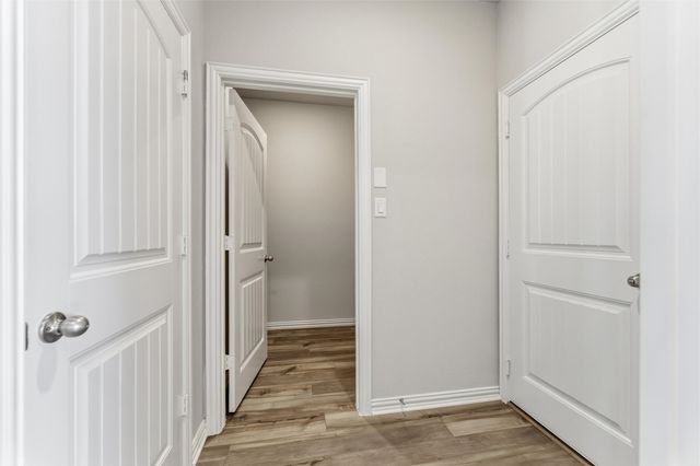 3505 Helena Street, Gainesville, TX 76240