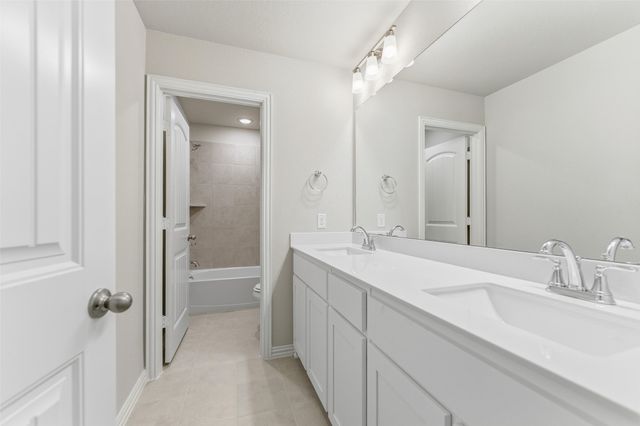 3505 Helena Street, Gainesville, TX 76240