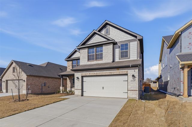 3505 Helena Street, Gainesville, TX 76240