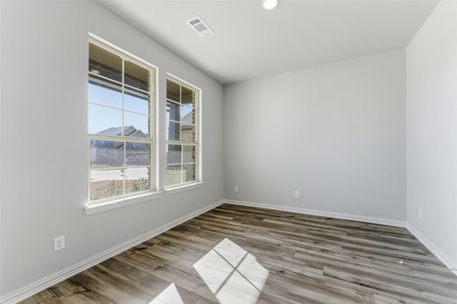 3505 Helena Street, Gainesville, TX 76240