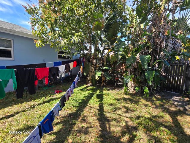 4258 Coconut Road, Lake Worth, FL 33461