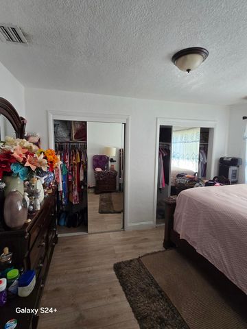 4258 Coconut Road, Lake Worth, FL 33461