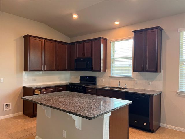 1513 Carlene Pruett ST, Leander, TX 78641