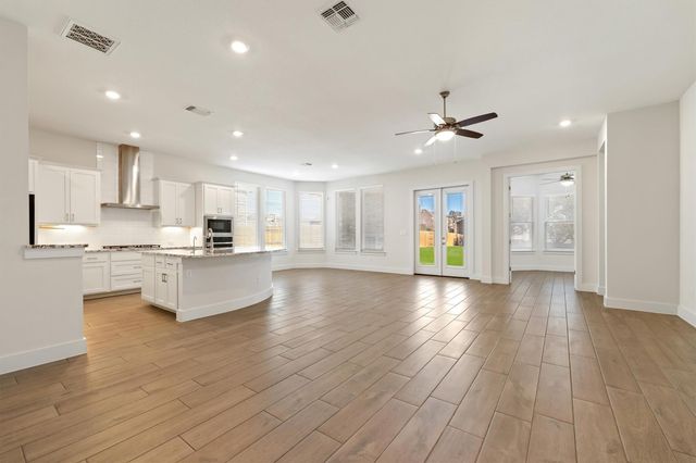 2345 Airport DR, Leander, TX 78641