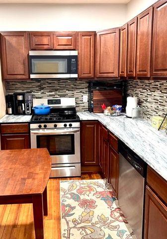 138 Doyle Avenue 1, Providence, RI 02906