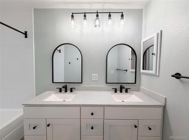 9580 Brentwood Way D, Broomfield, CO 80021