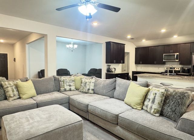 2100 Penn Street, Farmersville, TX 75442
