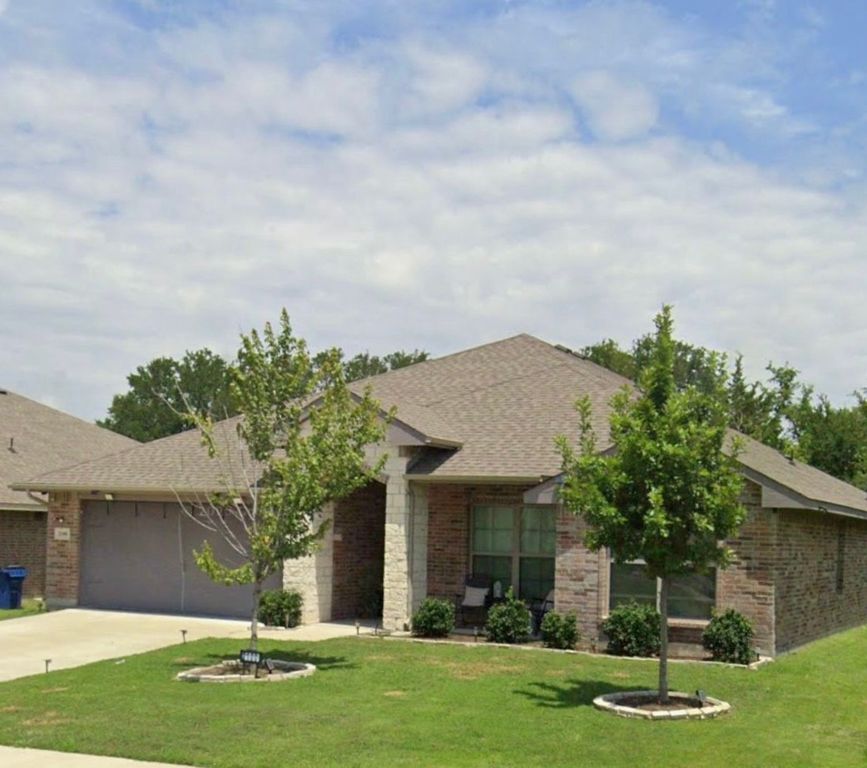 2100 Penn Street, Farmersville, TX 75442