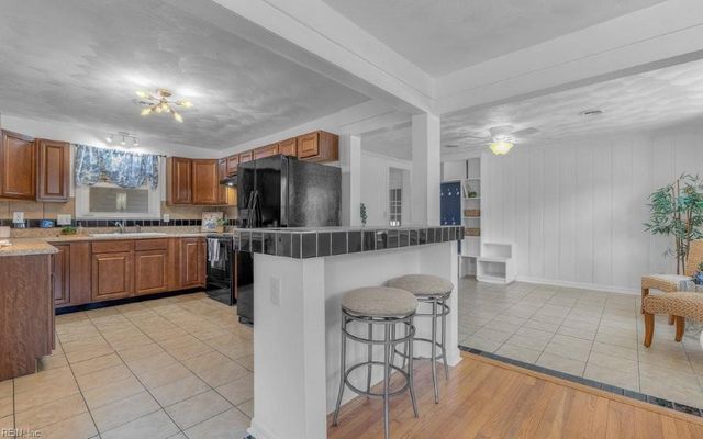 1817 Jack Frost RD, Virginia Beach, VA 23455